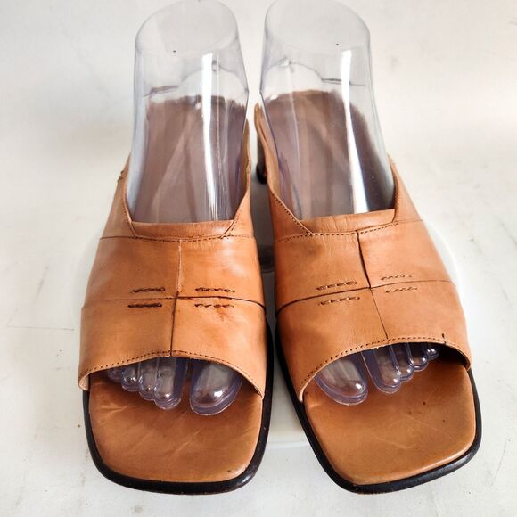 Cole Haan Sandals Mules 8.5 Tan Leather Sole Slides Low 1.5" Open Toe Y2K 90s - Picture 5 of 13